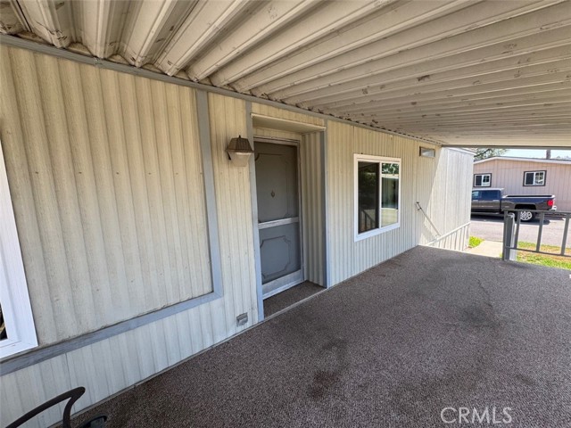 15181 Van Buren Boulevard, Riverside CA: https://media.crmls.org/medias/0b42a014-fdb0-4a40-8ee6-8f63d5b24fa9.jpg