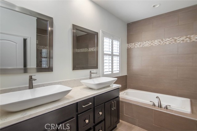 Detail Gallery Image 17 of 20 For 27708 Ferguson Drive, Castaic,  CA 91384 - 5 Beds | 3 Baths