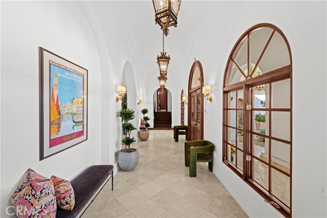 2347 E Valley Road, Montecito CA: https://media.crmls.org/medias/0b42ed2a-9179-46bb-b11f-e37f486f61ea.jpg
