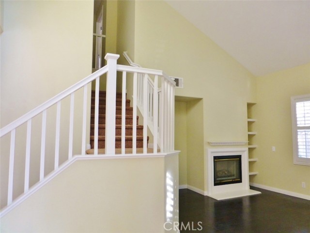 Detail Gallery Image 3 of 14 For 21 Burlingame, Irvine,  CA 92602 - 3 Beds | 2/1 Baths