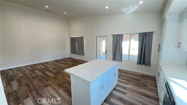 Detail Gallery Image 10 of 43 For 32440 Samuel Ave, Lake Elsinore,  CA 92587 - 4 Beds | 2/1 Baths