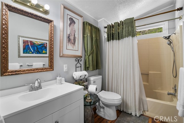 35109 Highway 79, Warner Springs CA: https://media.crmls.org/medias/0b4341a3-1322-4c0c-bb5a-283e511a6e9d.jpg