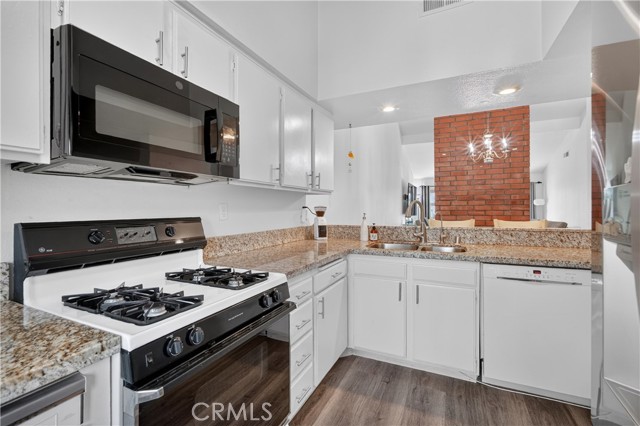 1616 Aspen Village photo 16