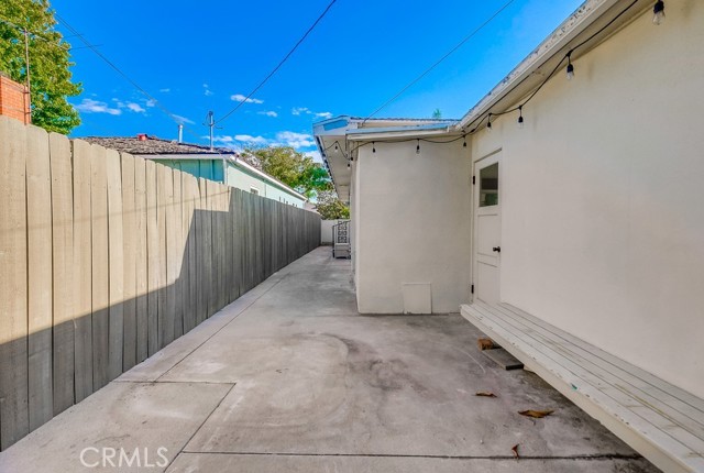 Detail Gallery Image 50 of 57 For 295 Glendora Ave, Long Beach,  CA 90803 - 2 Beds | 2 Baths