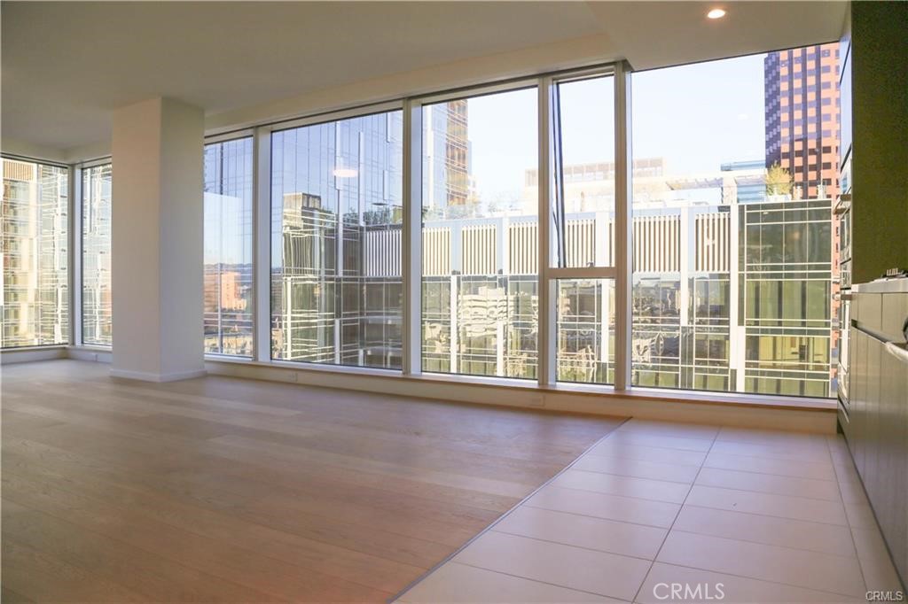 MLS #WS25224725 image #24