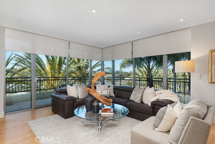 0b452cbf D2b2 48be 8e16 D091ce524aea