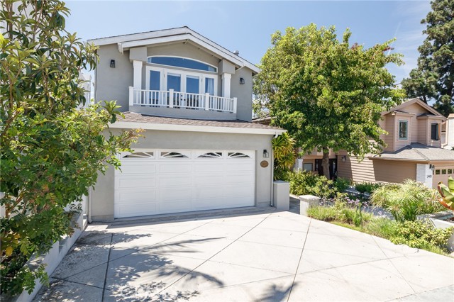 2317 Pine Avenue, Manhattan Beach, California 90266, 4 Bedrooms Bedrooms, ,3 BathroomsBathrooms,Residential,Sold,Pine,SB22177739