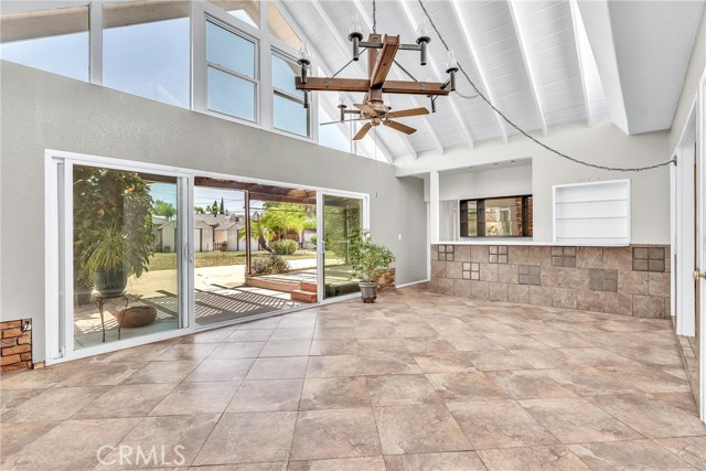 18414 East Benbow Street, Covina CA: https://media.crmls.org/medias/0b459955-dd5c-4795-9320-468f16bdda7a.jpg