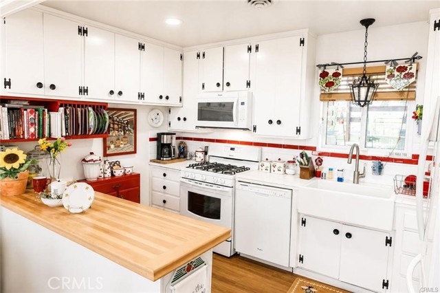 24340 Wabern, Crestline, CA 92325