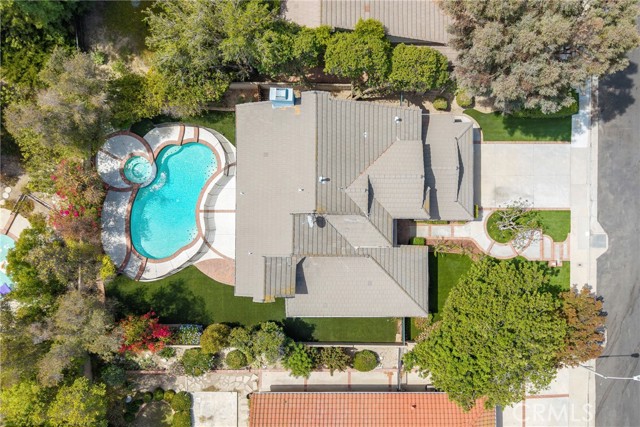 Detail Gallery Image 5 of 59 For 24004 Arminta St, West Hills,  CA 91304 - 4 Beds | 3 Baths