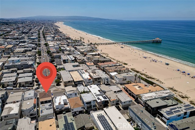 203 15th Street, Manhattan Beach, California 90266, ,Residential Income,For Sale,15th,SB25004839