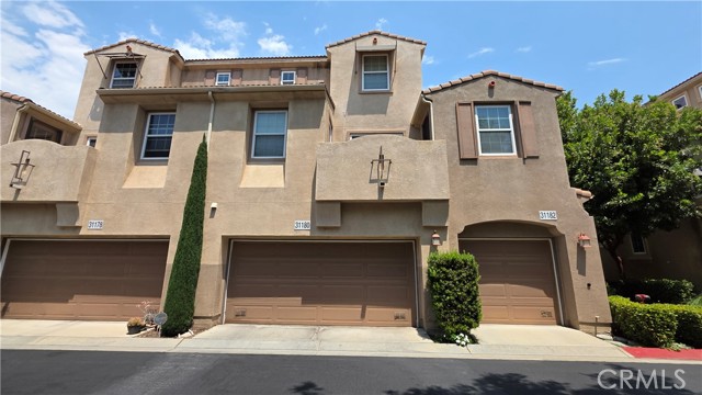 31180 Lavender Court, Temecula CA: https://media.crmls.org/medias/0b46fb27-4816-44b1-9823-4fee2a35f118.jpg