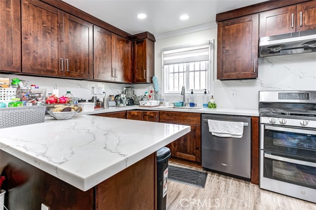 Detail Gallery Image 9 of 11 For 18026 Belshire Ave, Artesia,  CA 90701 - 4 Beds | 3 Baths