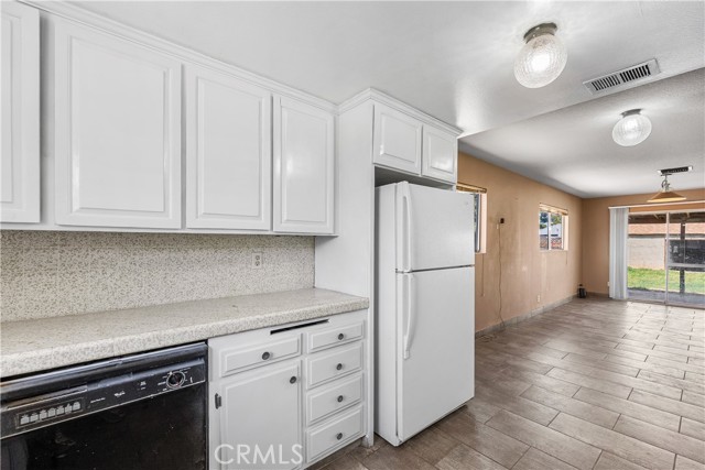 Detail Gallery Image 15 of 36 For 4803 W Avenue L6, Lancaster,  CA 93536 - 3 Beds | 2 Baths