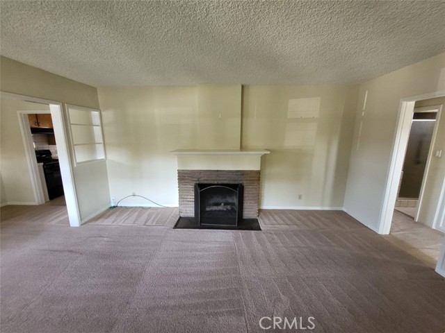 Detail Gallery Image 8 of 11 For 532 N Reese Pl, Burbank,  CA 91506 - 3 Beds | 2 Baths