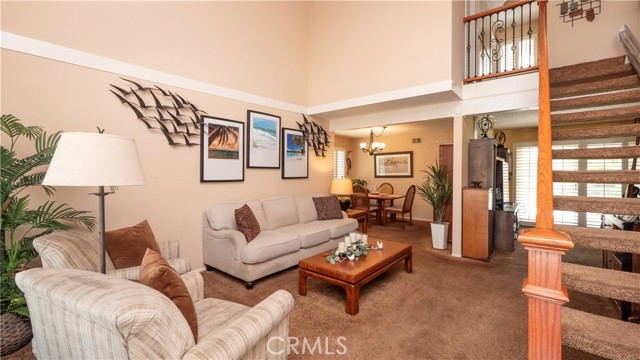 Detail Gallery Image 7 of 55 For 25912 Evergreen Rd, Laguna Hills,  CA 92653 - 4 Beds | 2/1 Baths