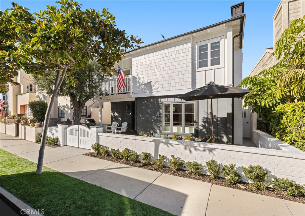 2146 Miramar Drive, Newport Beach, CA 92661