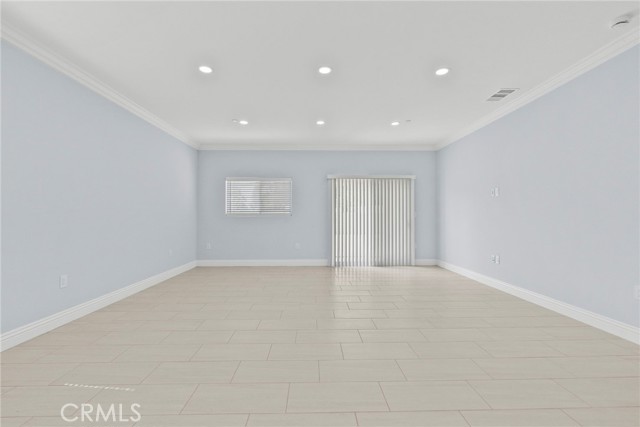 119 E 9th Street, San Bernardino CA: https://media.crmls.org/medias/0b48cc15-dc9c-4362-a750-891ac9266561.jpg
