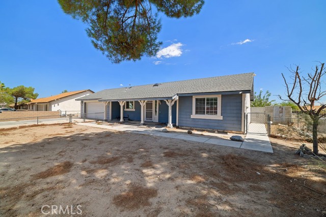 Detail Gallery Image 2 of 48 For 12867 Banyon Tree Ln, Victorville,  CA 92392 - 2 Beds | 2 Baths