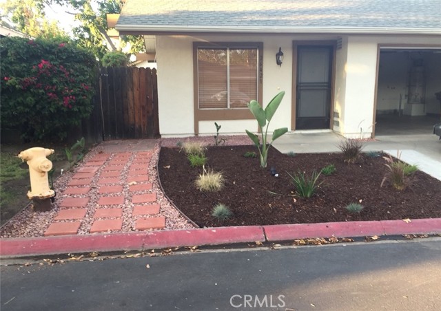 Front Image Thumbnail for CROC26080995