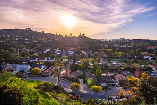 Detail Gallery Image 18 of 20 For 35 Torreon Dr, Woodland Hills,  CA 91364 - – Beds | – Baths