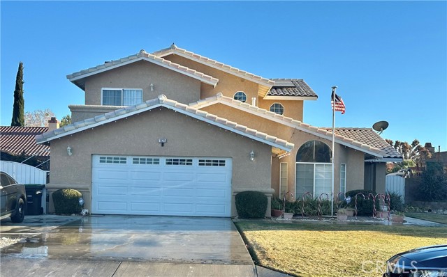 Detail Gallery Image 1 of 27 For 18315 Par Ln, Victorville,  CA 92395 - 4 Beds | 3 Baths