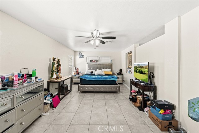 Image 32 of 45 For 25969 Magnifica Court