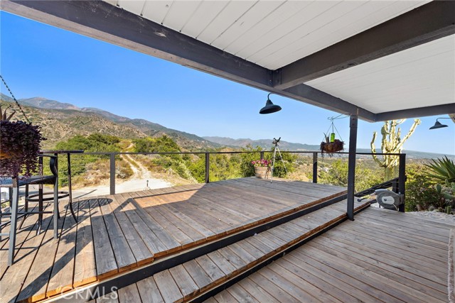 19041 Live Oak Canyon Road, Trabuco Canyon CA: https://media.crmls.org/medias/0b4d8fb0-886b-4503-a1cf-7a800747d1d7.jpg