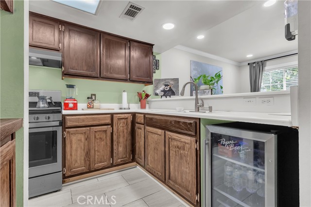 Detail Gallery Image 8 of 30 For 820 W Compton #20,  Compton,  CA 90220 - 3 Beds | 2/1 Baths