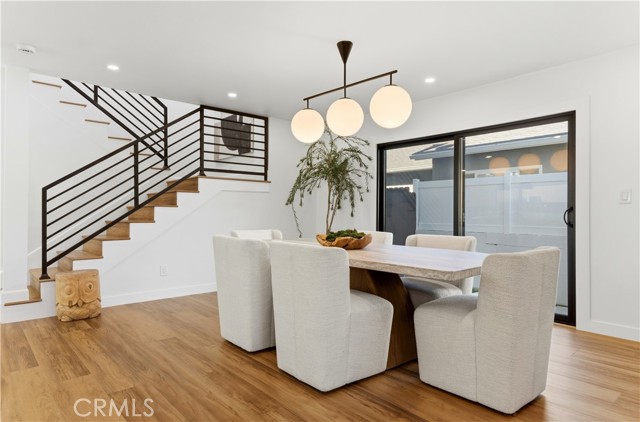 Detail Gallery Image 5 of 14 For 4817 Macafee Rd, Torrance,  CA 90505 - 4 Beds | 4 Baths