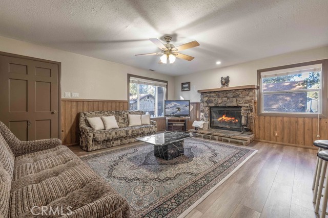 Detail Gallery Image 7 of 37 For 433 Conklin, Big Bear Lake,  CA 92315 - 2 Beds | 1 Baths