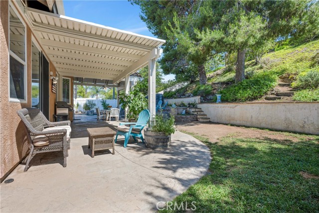 42708 Mountain Shadow Road, Murrieta CA: https://media.crmls.org/medias/0b4fd82e-79ed-4f0a-8e7b-3f1af6c3c0a8.jpg