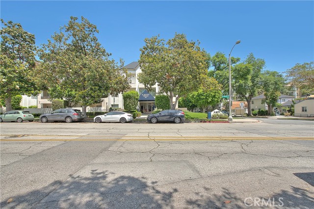 Detail Gallery Image 50 of 51 For 300 N El Molino Ave #118,  Pasadena,  CA 91101 - 2 Beds | 2 Baths