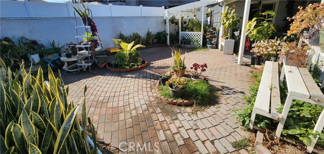 Image 73 of 74 For 6310 Hardwick Street