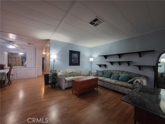 Detail Gallery Image 9 of 25 For 20652 Vista Drive, Torrance,  CA 90503 - 2 Beds | 2 Baths