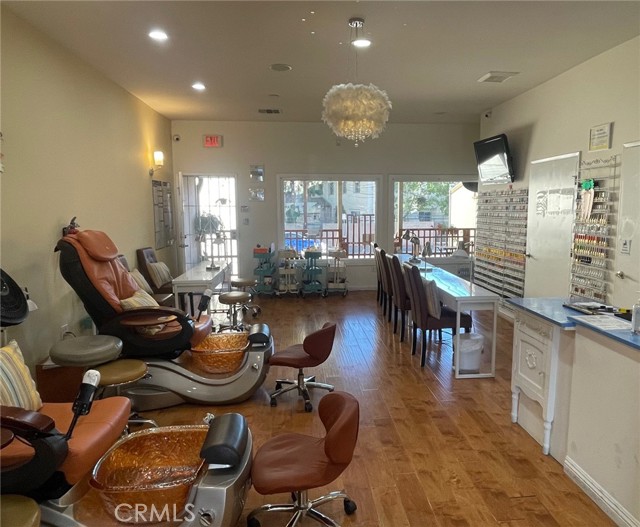  Commercial for Sale in Studio City, California