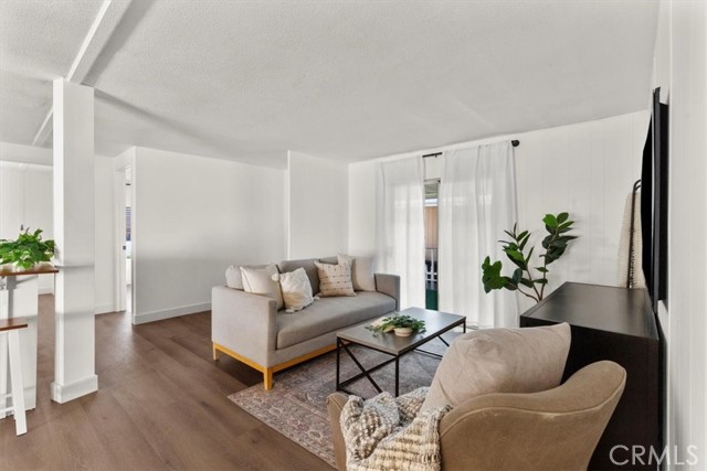 Detail Gallery Image 12 of 36 For 300 N Rampart St #127,  Orange,  CA 92868 - 4 Beds | 2 Baths