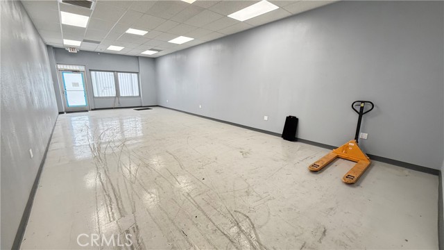 1233 N E Street, San Bernardino, California 92405, ,Commercial Lease,For Rent,1233 N E Street,CRIV25035338