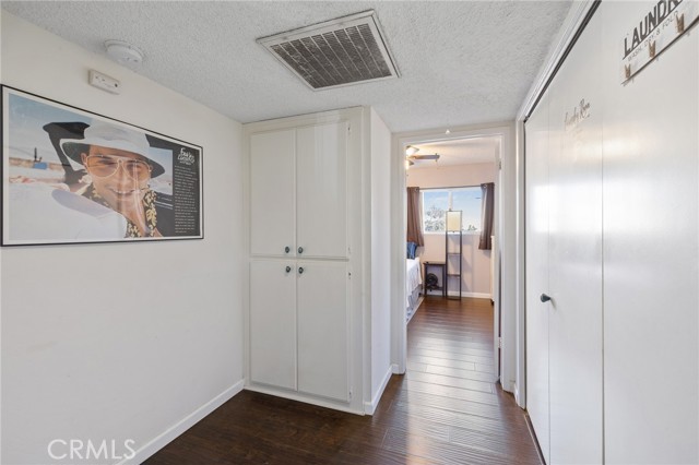 Detail Gallery Image 25 of 46 For 10030 Owensmouth Ave #80,  Chatsworth,  CA 91311 - 2 Beds | 2 Baths