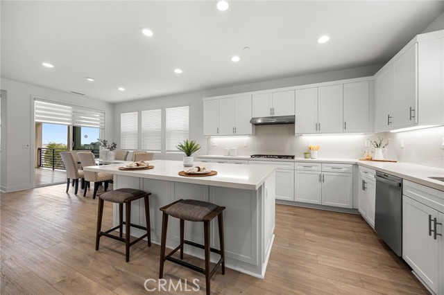 Detail Gallery Image 13 of 30 For 121 Biome, Irvine,  CA 92618 - 4 Beds | 3/1 Baths