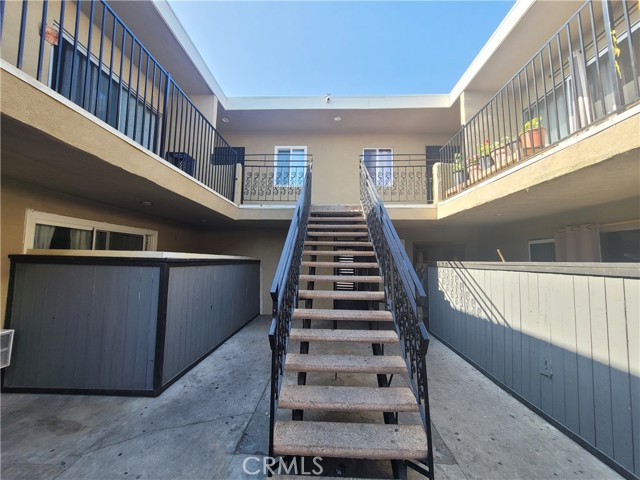 Detail Gallery Image 24 of 29 For 14609 Saticoy St #24,  Van Nuys,  CA 91405 - 2 Beds | 1/1 Baths