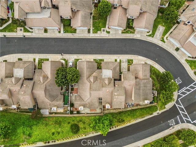 6118 E Garnet Circle, Anaheim CA: https://media.crmls.org/medias/0b53d8cf-623e-469c-9dec-8ba2b77197a6.jpg