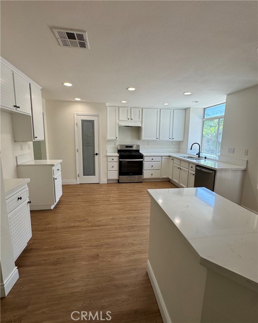 3036 Fairgreen Lane, Palmdale CA: https://media.crmls.org/medias/0b5519c5-2d2f-4cee-a028-83dc7014344d.jpg