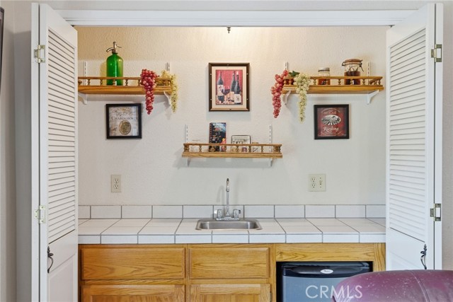 Detail Gallery Image 13 of 67 For 3811 Echo Mountain Road, Butte Valley,  CA 95965 - 5 Beds | 4/2 Baths