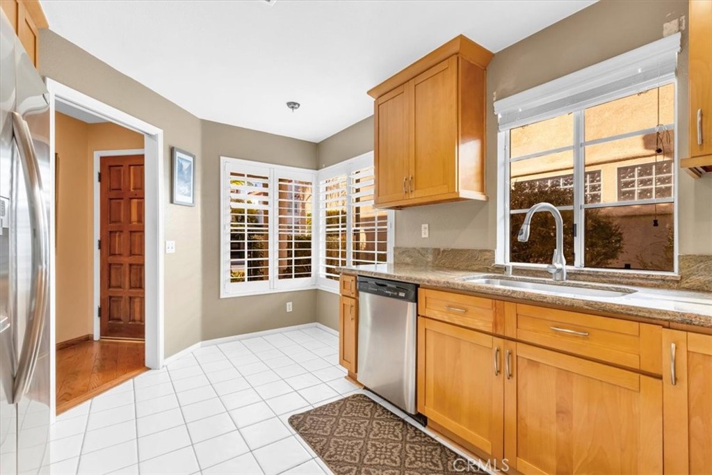 0b55ef0e 77dc 4b15 9740 20ecbce1e638