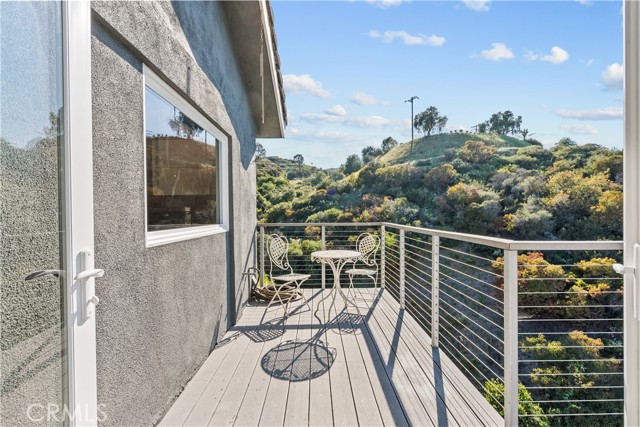 Detail Gallery Image 13 of 40 For 561 S Ventu Park Rd, Newbury Park,  CA 91320 - 5 Beds | 5 Baths