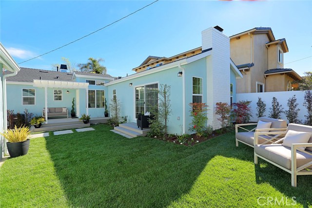 2201 Harkness Street, Manhattan Beach, California 90266, 3 Bedrooms Bedrooms, ,2 BathroomsBathrooms,Residential,Sold,Harkness,SB17037812