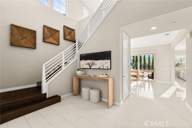 Detail Gallery Image 5 of 59 For 2413 Sierra Bella Dr, Corona,  CA 92882 - 5 Beds | 4/1 Baths