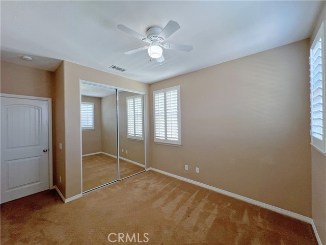Detail Gallery Image 10 of 27 For 32647 Dorset Ct, Temecula,  CA 92592 - 4 Beds | 2/1 Baths