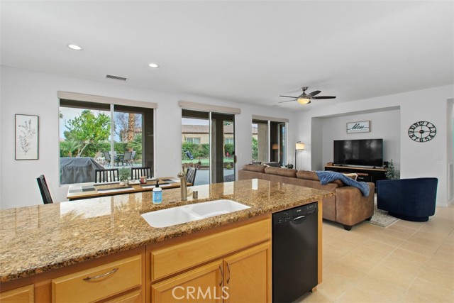 Detail Gallery Image 12 of 30 For 81626 Prism, La Quinta,  CA 92253 - 2 Beds | 2 Baths